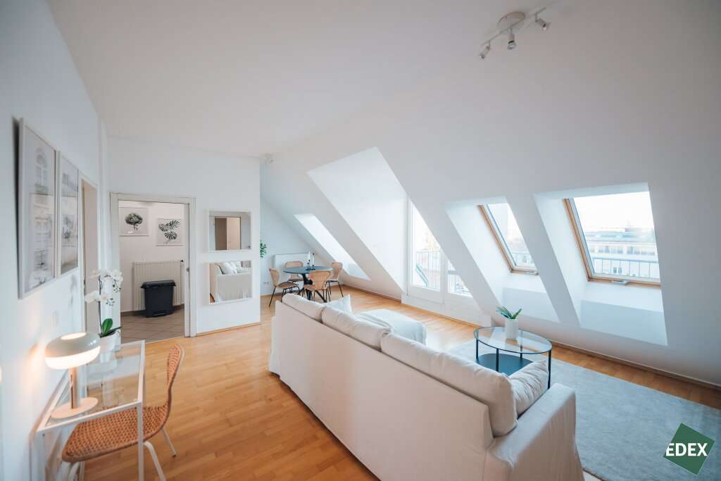 4 store Zimmer DG Wohnung mit Balkon