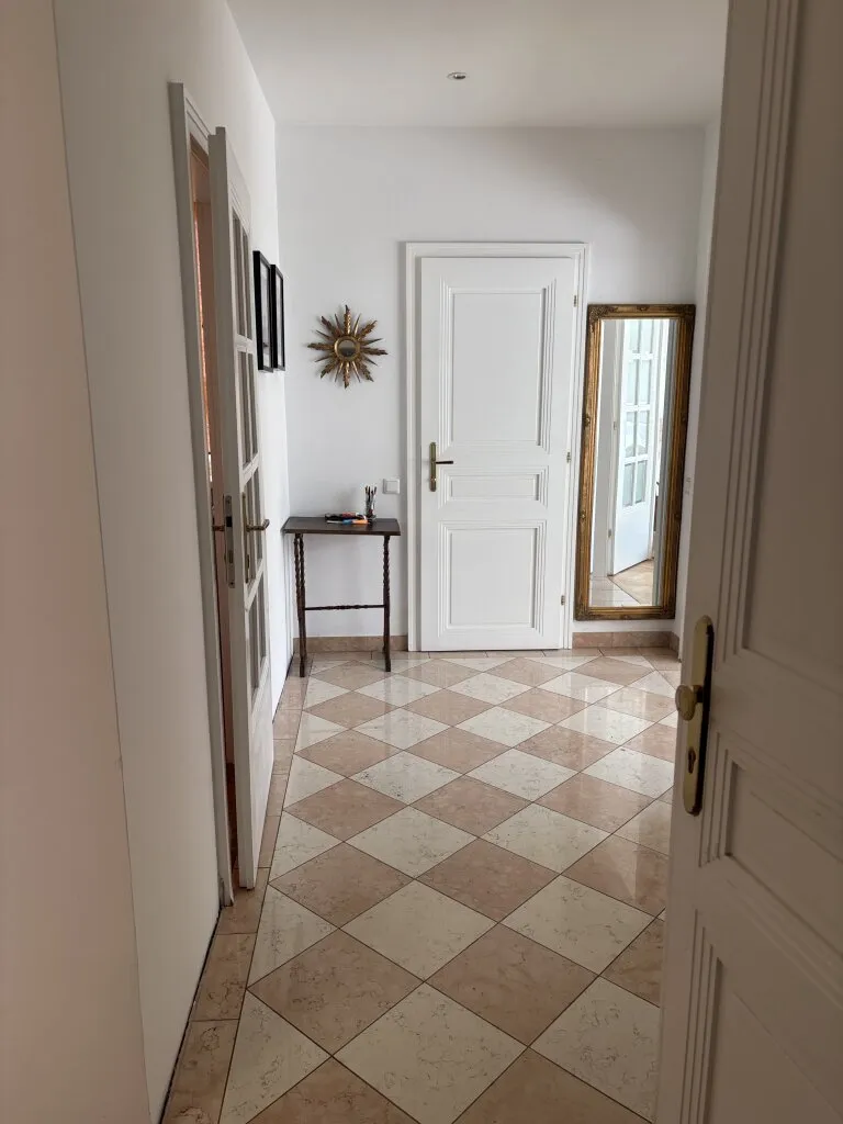 Sehr schöne Dachgeschosswohnung - Nähe Oper! - Ansicht 3