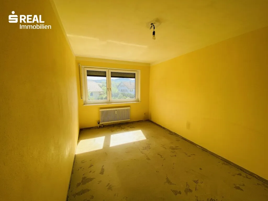 Sanieren & Wohlfühlen - 4-Zimmer-Wohnung mit Balkon - Ansicht 2