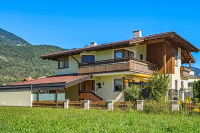 6-Zimmer-Haus kaufen in Innsbruck-Land – 217 m², € 1.180.000 – Bild 1 von 104