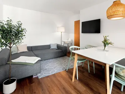 2-Zimmer-Wohnung mieten in Vöcklabruck – 38,2 m², € 890 – Bild 3 von 11