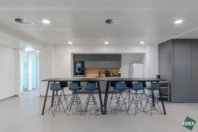Gewerbeimmobilie mieten in Wien – 2 400 m², € 22 – Bild 4 von 21