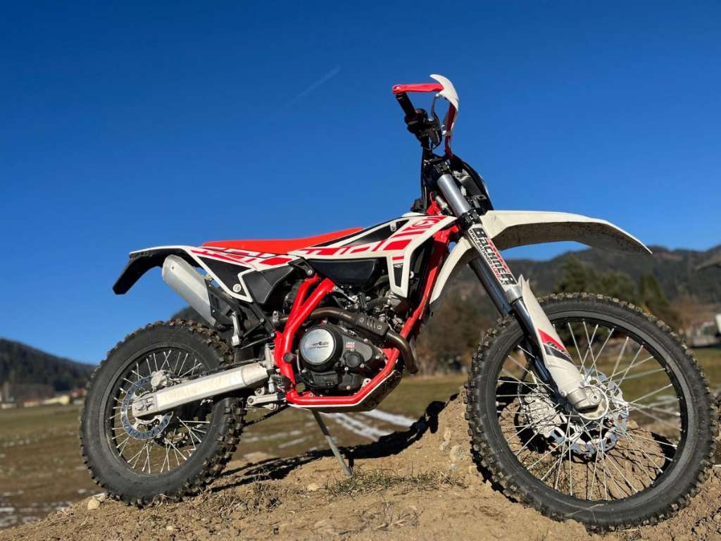 Beta RR 4T 125cc LC ENDURO Enduro