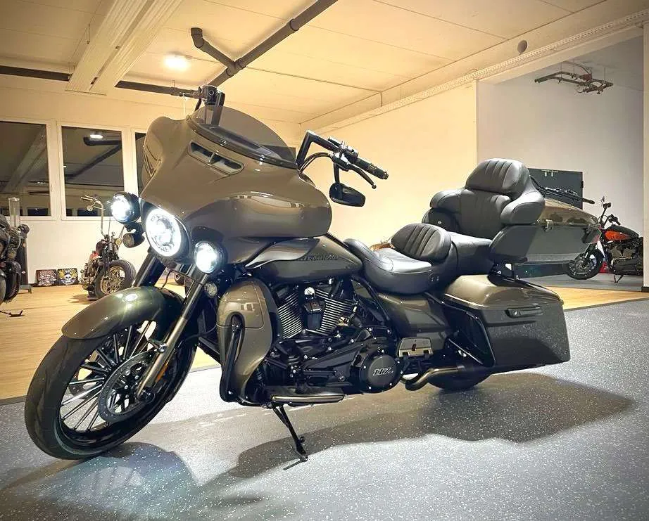 Harley-Davidson CVO
