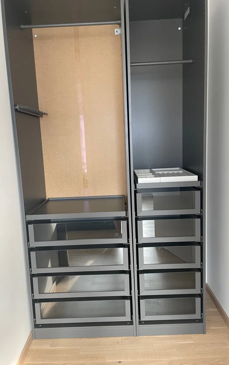 Pax Kleiderschrank, € 150,- (1140 Wien)