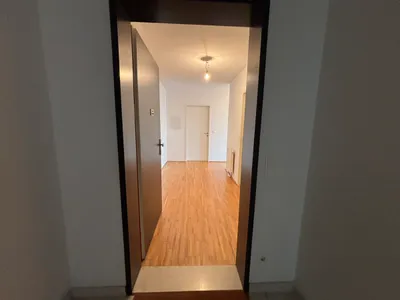 Helle Neubauwohnung 1020 + Stellplatz – Bild 2