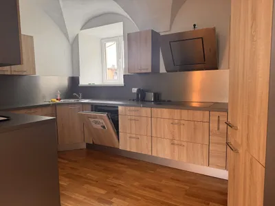 16-Zimmer-Gewerbeimmobilie mieten in Klagenfurt Land – 500 m², € 2.897 – Bild 6 von 8