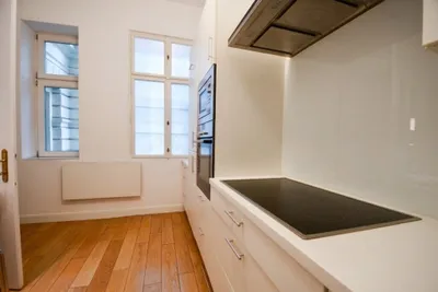 7-Zimmer-Gewerbeimmobilie mieten in Wien – 282 m², € 5.455 – Bild 14 von 27