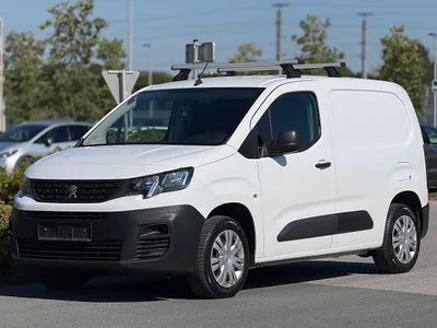 Peugeot Partner Standard BlueHDi 100 erh. Nutzl. Premium Transporter / Kastenwagen