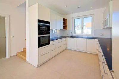 7-Zimmer-Haus mieten in Neusiedl am See – 263 m², € 5.500 – Bild 12 von 33