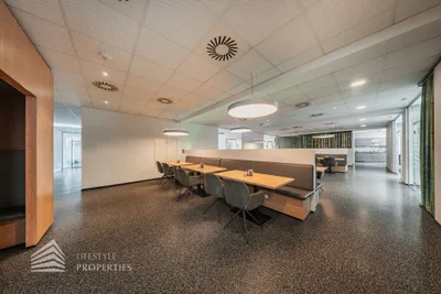 Gewerbeimmobilie mieten in Korneuburg – 500 m², € 6.400