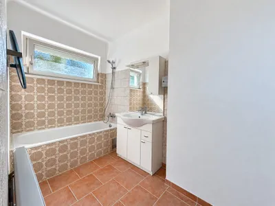 2-Zimmer-Wohnung kaufen in Baden – 60 m², € 219.000 – Bild 6 von 12