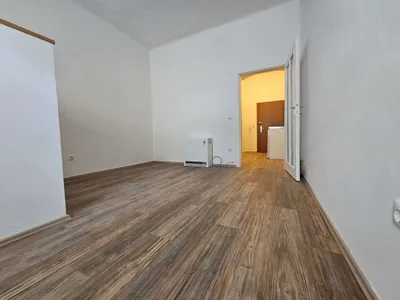 2-Zimmer-Gewerbeimmobilie mieten in Wien – 77 m², € 845 – Bild 3 von 12