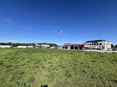 Immobilie mieten in Wiener Neustadt – 2 879 m², € 2.700 – Bild 6 von 6