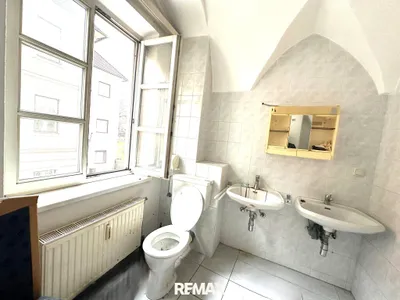 12-Zimmer-Gewerbeimmobilie kaufen in Bruck-Mürzzuschlag – 294 m², € 300.000 – Bild 44 von 46
