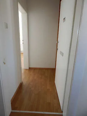 1-Zimmer-Wohnung mieten in Eisenstadt – 30 m², € 460 – Bild 4 von 6