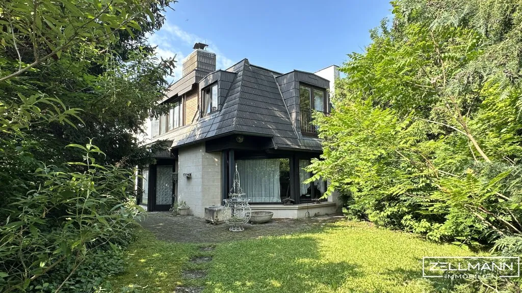 Seltene Villenliegenschaft mit parkähnlichem Grundstück und Erweiterungspotenzial in Bestlage von Wien-Mauer | ZELLMANN IMMOBILIEN, Wien