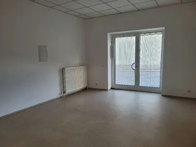 Gewerbeimmobilie mieten in Kirchdorf an der Krems – 40 m², € 450 – Bild 2 von 8