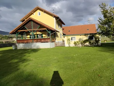 8-Zimmer-Haus mieten in Weiz – 170 m², € 1.100 – Bild 2 von 4