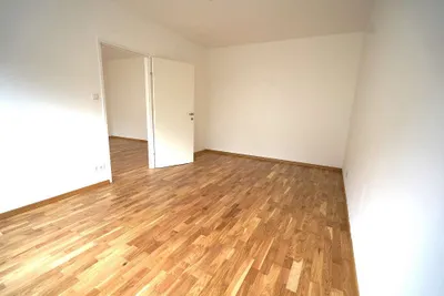 Moderne 2 Zimmer Wohnung mit durchdachtem Grundriss in Top Lage nahe Bahnhof Liesing und Riverside – Bild 2