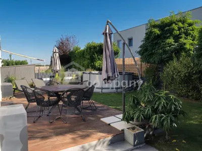 6-Zimmer-Haus kaufen in Bruck an der Leitha – 155 m², € 619.000 – Bild 2 von 11