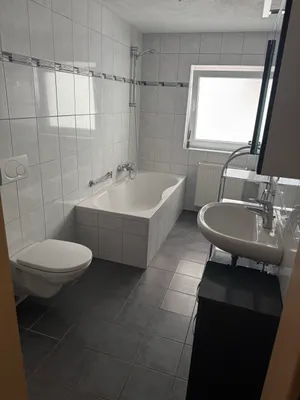 3-Zimmer-Wohnung mieten in Innsbruck-Land – 100 m², € 1.250 – Bild 6 von 8