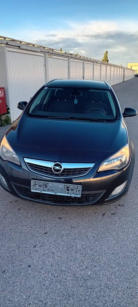 Opel Astra 1.7
