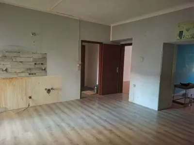 3-Zimmer-Wohnung kaufen in Leoben – 64,2 m², € 70.000 – Bild 2 von 9