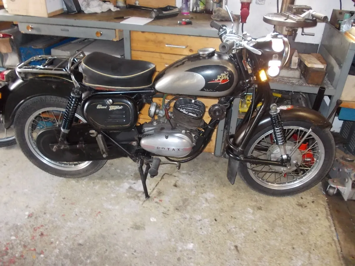 KTM 125
