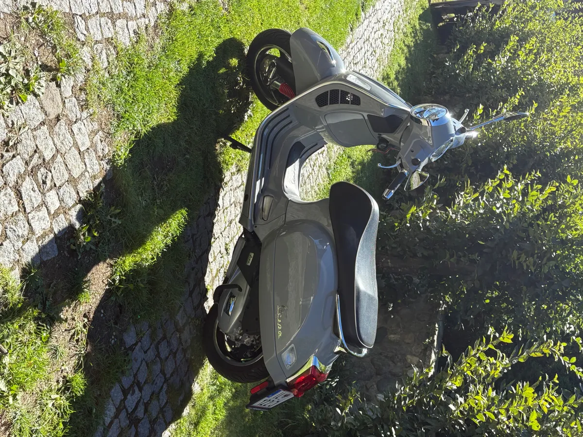 Vespa GTS