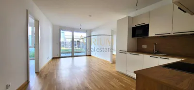 Erstbezug 3-Zi Gartenwohnung mit Terrasse, Fußbodenheizung & Einbauküche in 1220 Wien! – Bild 3