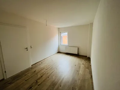 Gewerbeimmobilie kaufen in Bruck-Mürzzuschlag – 630 m², € 900.000 – Bild 5 von 9