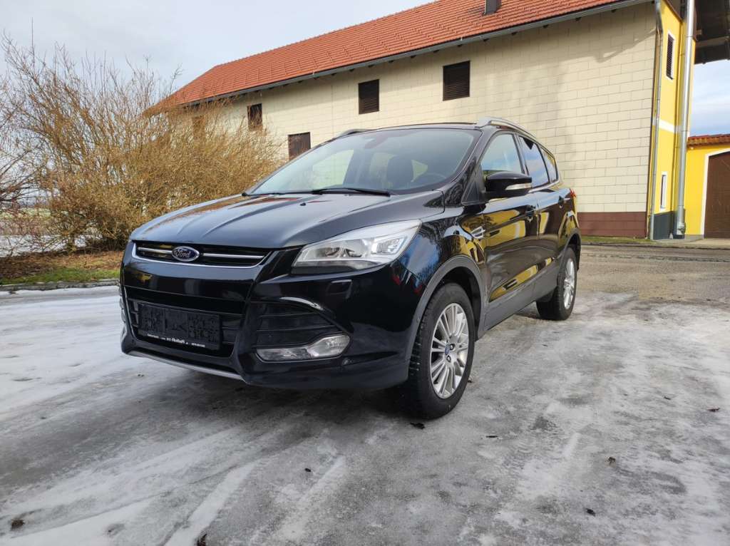 Ford Kuga 2.0 SUV / Geländewagen