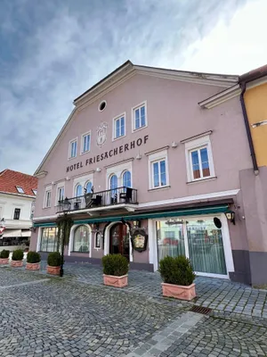 14-Zimmer-Gewerbeimmobilie kaufen in Sankt Veit an der Glan – 955 m², € 848.000 – Bild 19 von 21