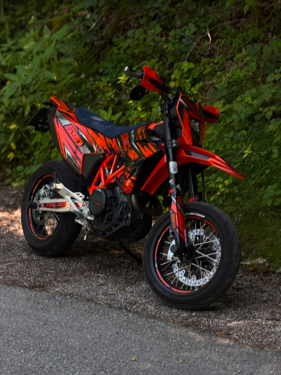 KTM 690