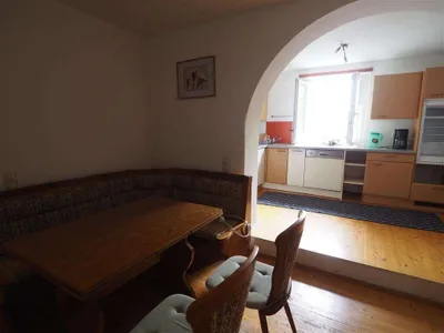 Gewerbeimmobilie kaufen in Gmunden – 415 m², € 550.000 – Bild 7 von 16