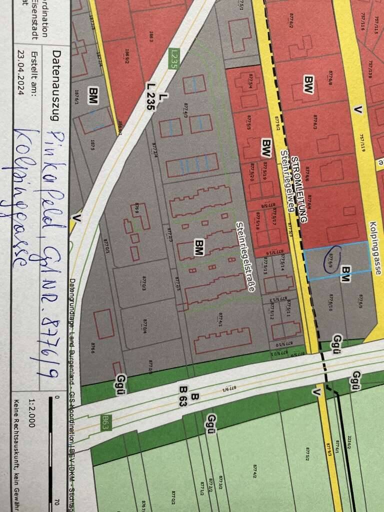 Grundstück in ruhiger , zentraler Lage mit vorhandenem Bauplan für ein Doppelhaus - Ansicht 2
