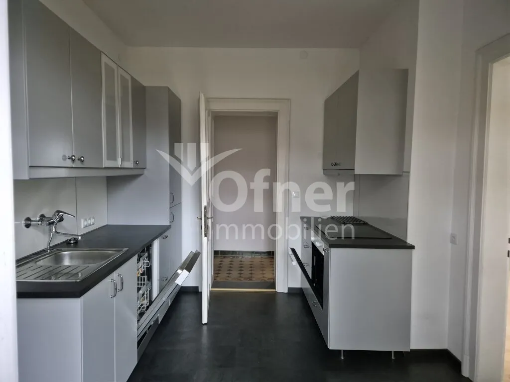 Attraktive 3-Zimmer-Wohnung mit Balkon und Grünblick in zentrumsnaher Lage - Widok 2