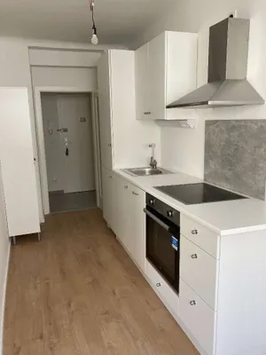Topzustand! 2-Zimmer Wohnung mit Loggia – Bild 2