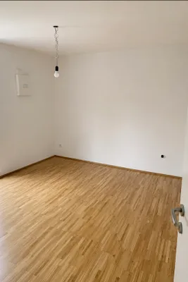 2-Zimmer-Wohnung mieten in Gmunden – 73 m², € 939 – Bild 4 von 9