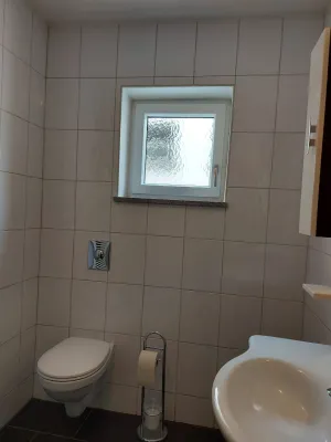 1-Zimmer-Wohnung mieten in Linz – 30 m², € 450 – Bild 9 von 14