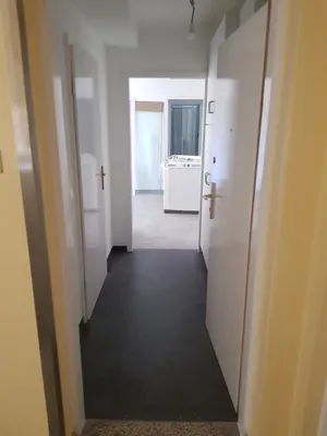 3-Zimmer-Wohnung mieten in Salzburg Stadt – 50 m², € 1.079 – Bild 3 von 9