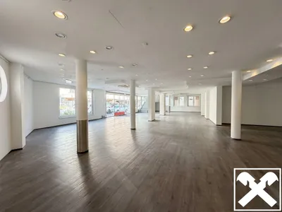 Immobilie mieten in Innsbruck-Land – 320 m², € 1.664 – Bild 3 von 11