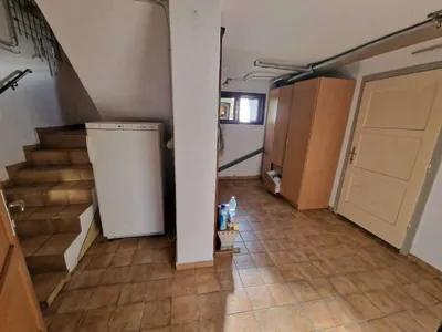 6-Zimmer-Haus kaufen in Neunkirchen – 130 m², € 375.000 – Bild 12 von 31