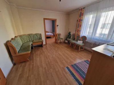 6-Zimmer-Haus kaufen in Neunkirchen – 130 m², € 375.000 – Bild 14 von 31