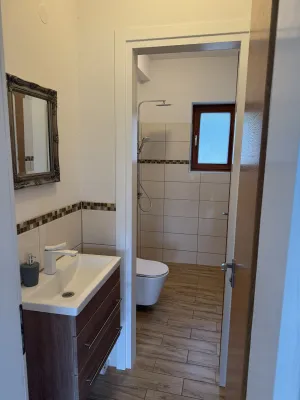 8-Zimmer-Gewerbeimmobilie kaufen in Wiener Neustadt Land – 267 m², € 969.000 – Bild 18 von 30