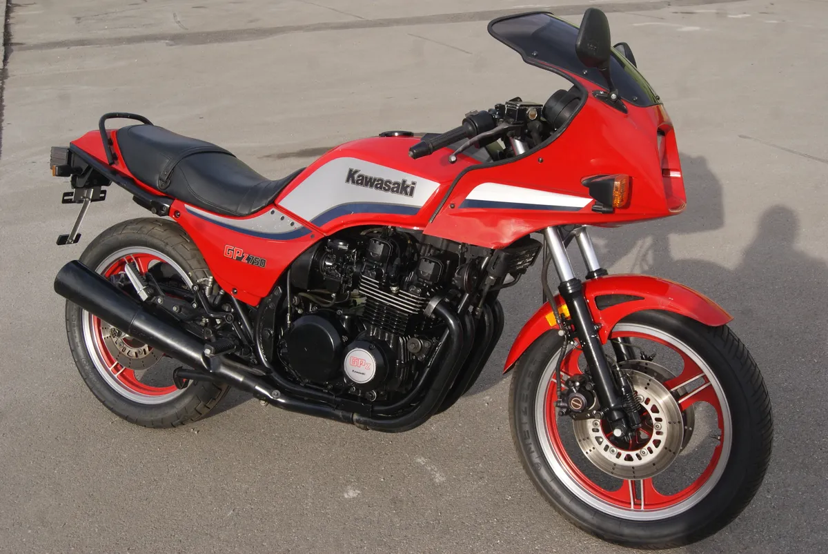 Kawasaki GPZ