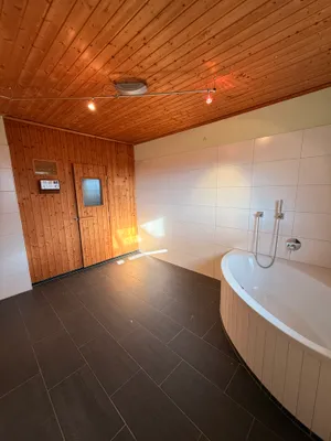 6-Zimmer-Wohnung kaufen in Innsbruck-Land – 142 m², € 425.000 – Bild 2 von 10