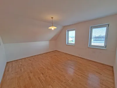 7-Zimmer-Wohnung mieten in Korneuburg – 279 m², € 2.238 – Bild 10 von 27