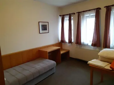 2-Zimmer-Gewerbeimmobilie mieten in Waidhofen an der Thaya – 45 m², € 271 – Bild 4 von 13